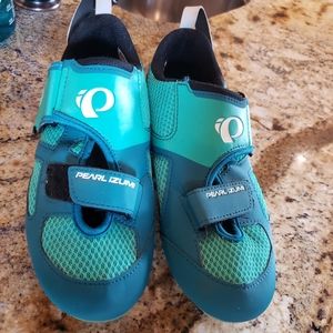 Pearl Izumi cycling shoes